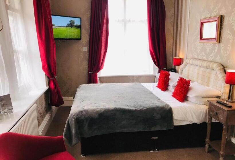 기본룸, The Hotel Commodore