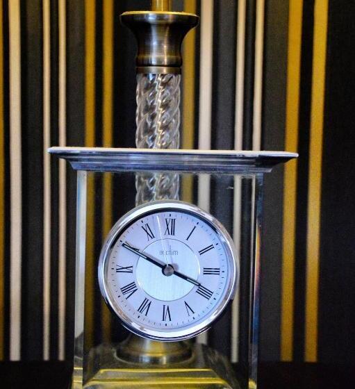 수피리어 룸, The Hotel Commodore