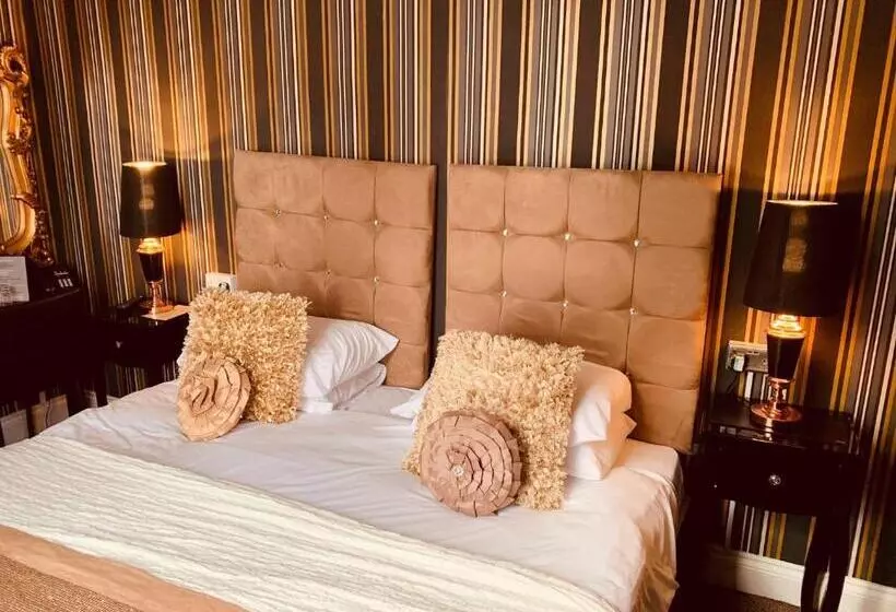 スーペリアールーム, The Hotel Commodore