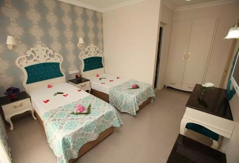 Standard-huone, Turk