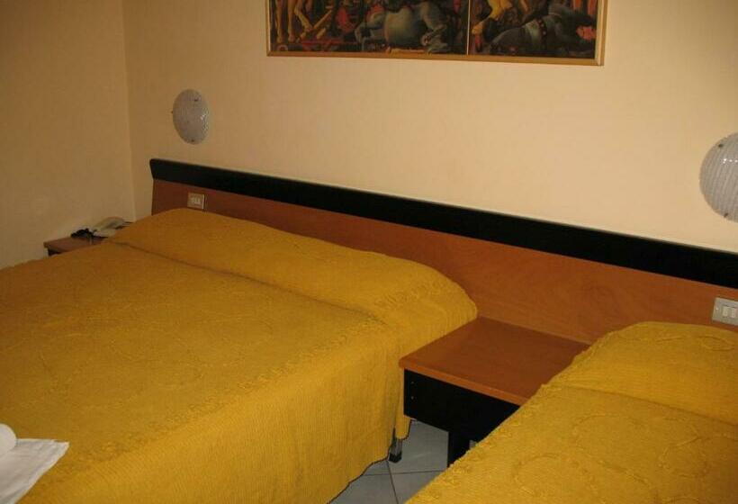 חדר סטנדרט עם מרפסת, Albergo Paradiso