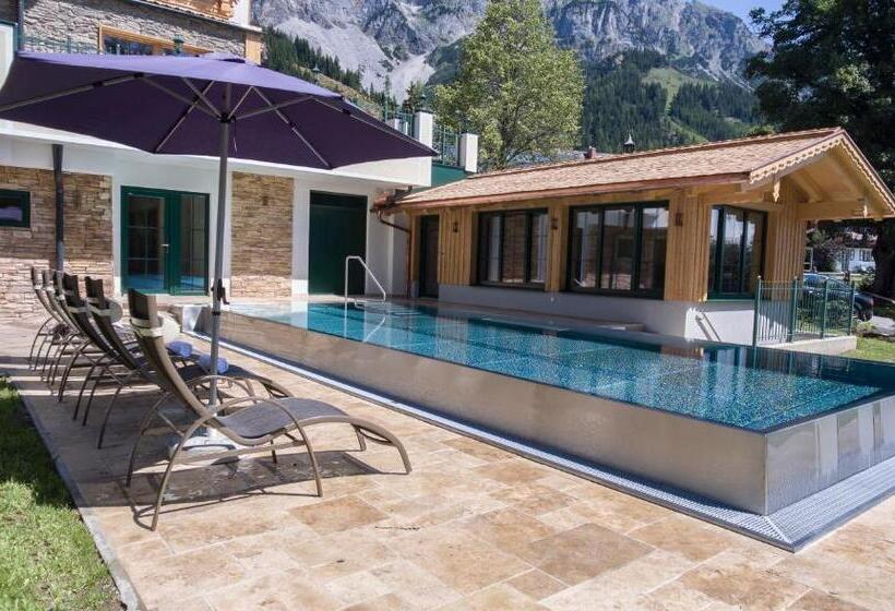 סוויטת ג'וניור, Lindenhof