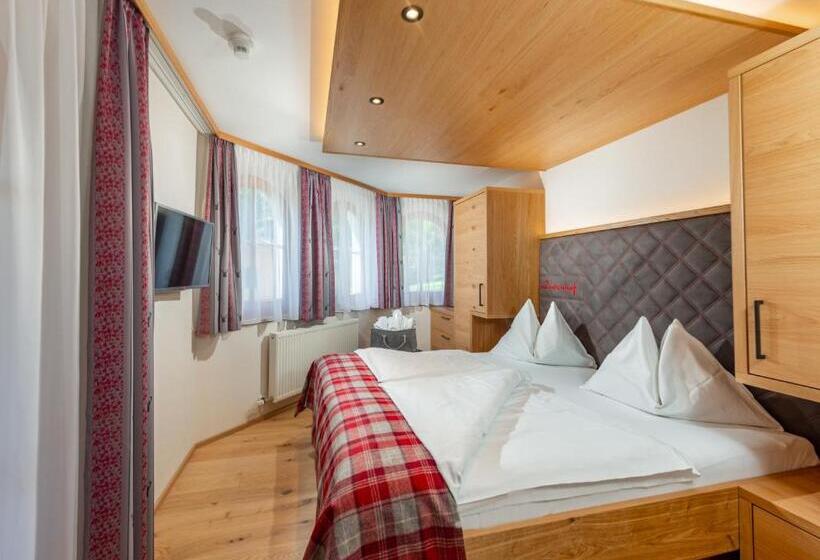 סוויטת 2 חדרי שינה, Lindenhof