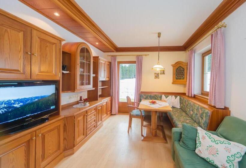 דירת חדר, Lindenhof