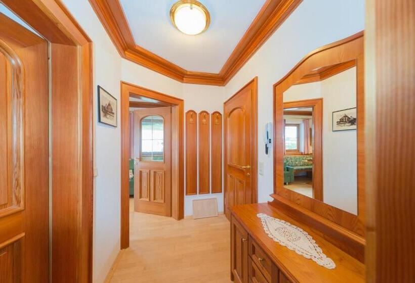 Апартаменты 1 Спальня, Lindenhof