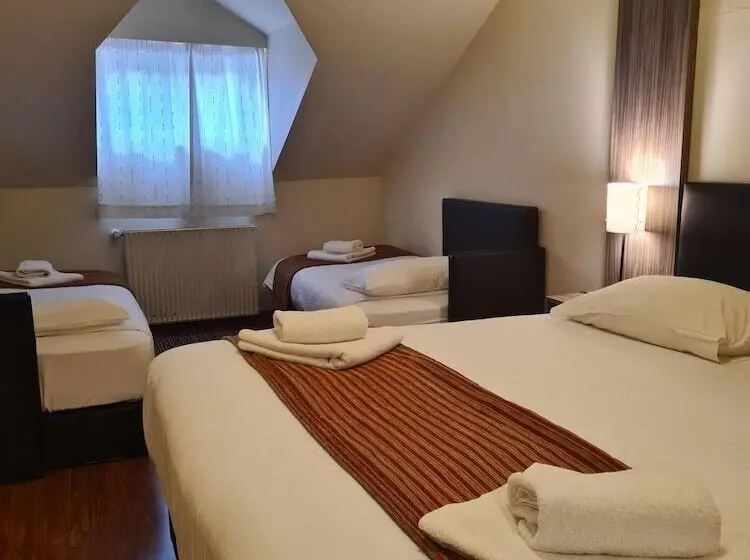 Perhehuone, Jubilee Hotel Troodos