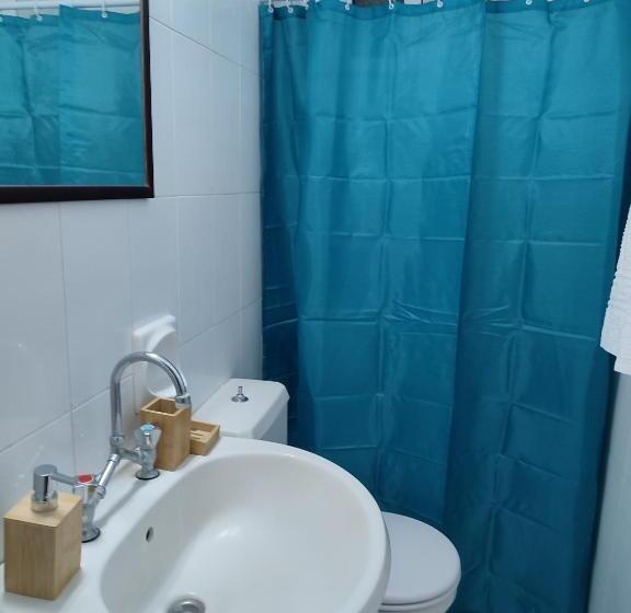 إستوديو قياسى, Dolphin Apartments