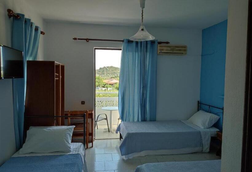 استودیوی استاندارد, Dolphin Apartments