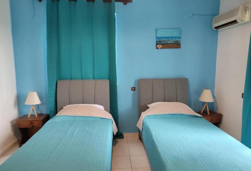 高级园景房, Dolphin Apartments