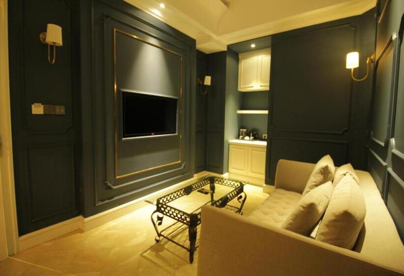 جناح إدارى, Grand Eska Hotel & Suites Batam