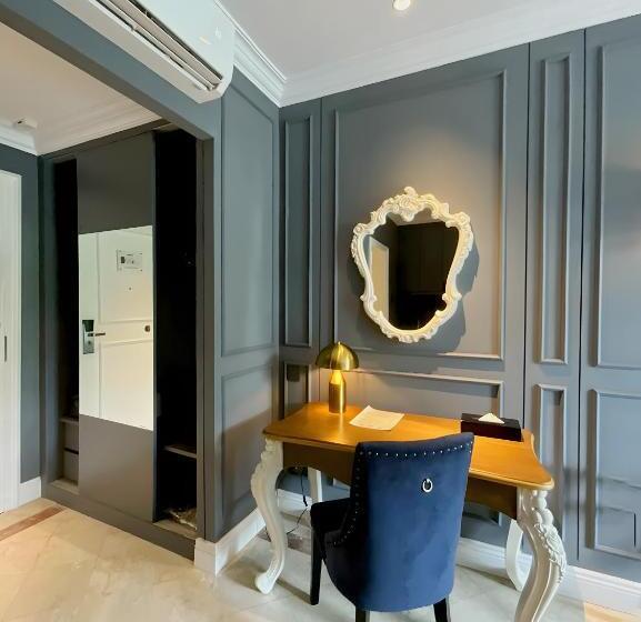 جناح, Grand Eska Hotel & Suites Batam