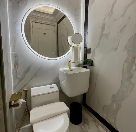 جناح, Grand Eska Hotel & Suites Batam