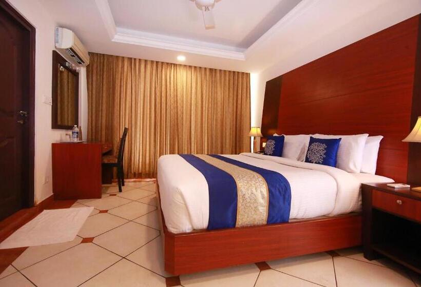 豪华房间, Emarald Suites