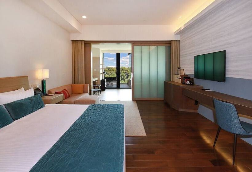 Premium room w/ mountain view, Fleur De Chine