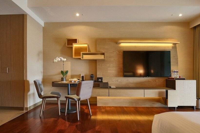 Premium room w/ mountain view, Fleur De Chine