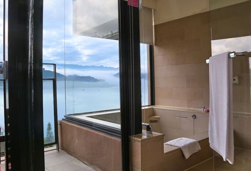 Tóra Néző Prémium Szoba, Fleur De Chine