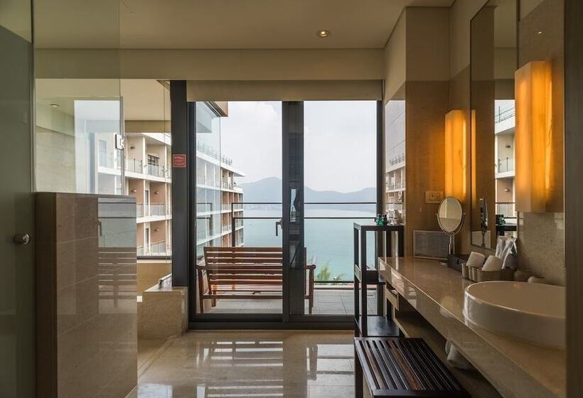 Tóra Néző Prémium Szoba, Fleur De Chine