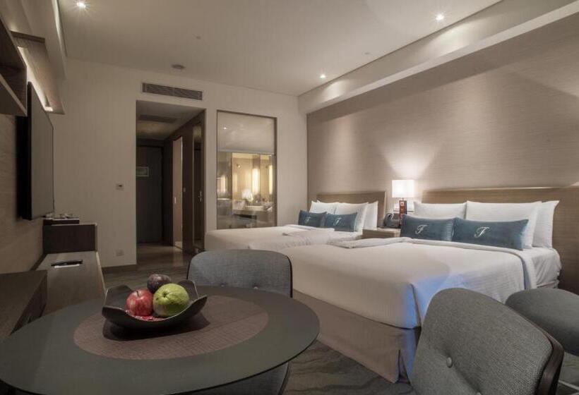 Premium room w/ mountain view, Fleur De Chine