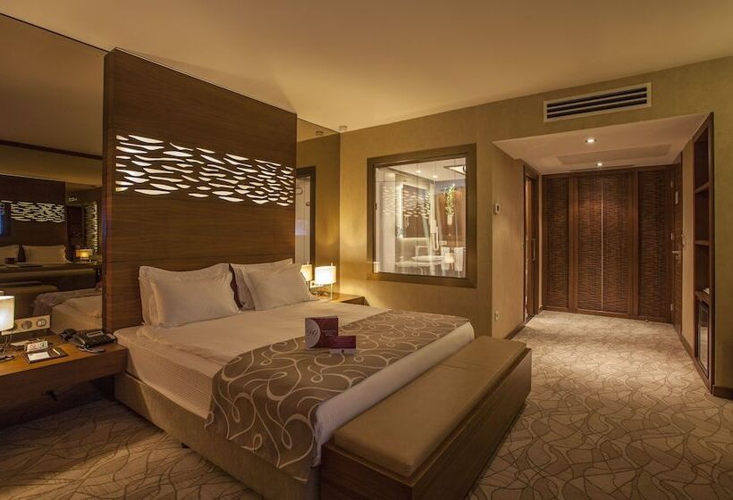 스탠다드 트리플 룸, Grand Hotel Gaziantep