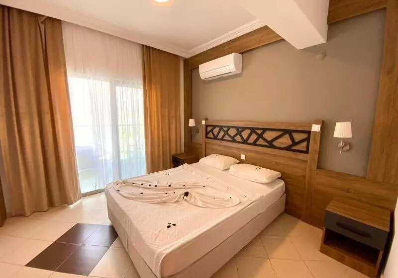 Perhehuone, Istanbul Beach Hotel   All Inclusive