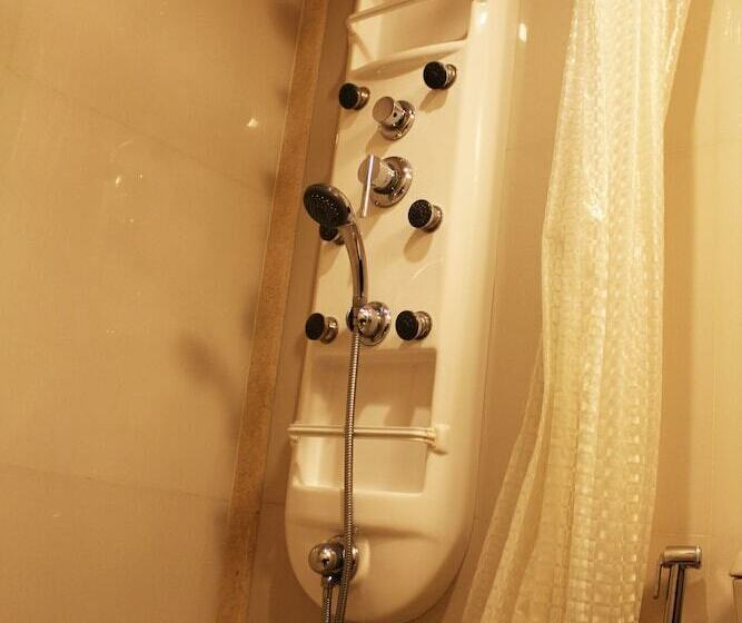 Номер Deluxe, Mayur Residency