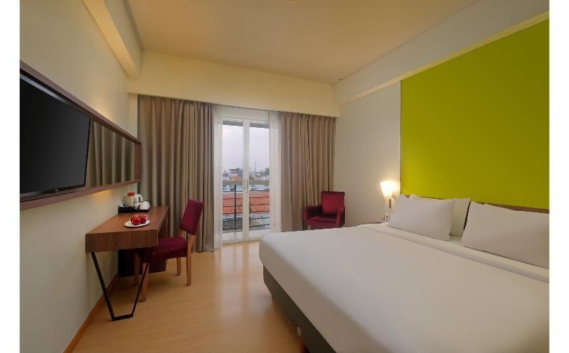 デラックスルーム, Quest Hotel Simpang Lima   Semarang By Aston
