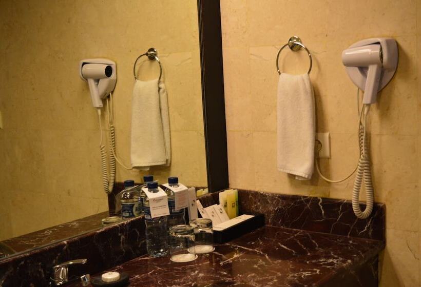 جناح إدارى, Swiss Belhotel Papua