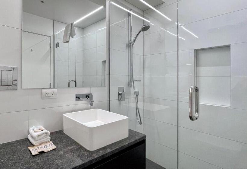 Huoneisto 2 Makuuhuonetta, The Waterfront