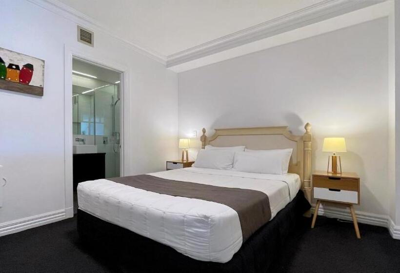 Huoneisto 2 Makuuhuonetta, The Waterfront