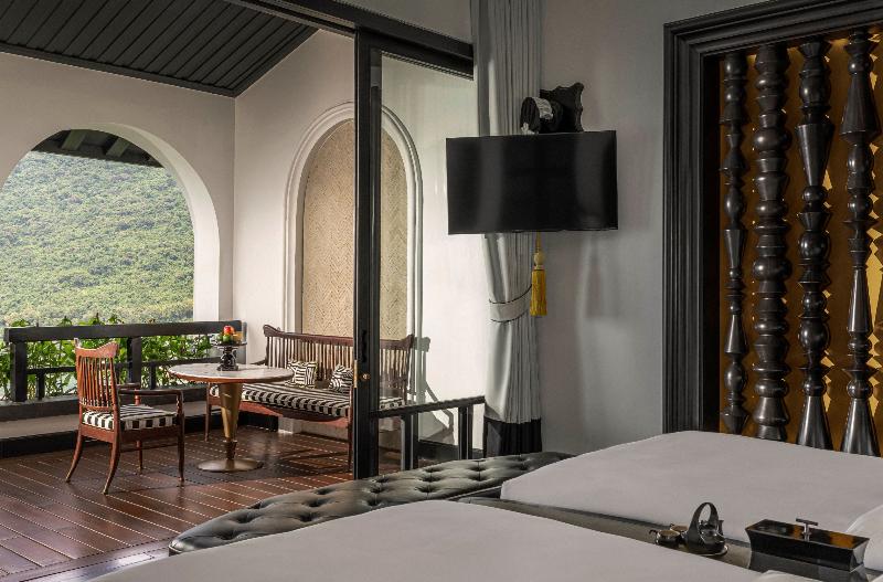 اتاق کلاسیک با چشمانداز دریا, Intercontinental Danang Sun Peninsula Resort, An Ihg