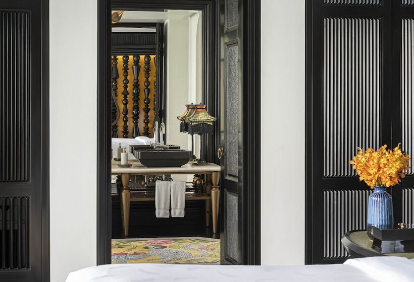 سوییت با چشمانداز دریا, Intercontinental Danang Sun Peninsula Resort, An Ihg