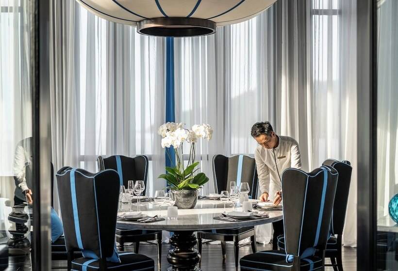 两卧皇家套房, Intercontinental Danang Sun Peninsula Resort, An Ihg