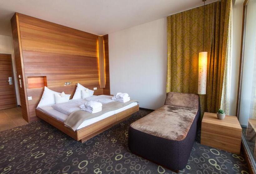 スタンダードルーム, Active By Leitner S