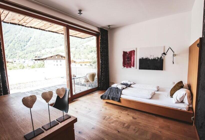 １ベッドルームペントハウスアパート, Active By Leitner S