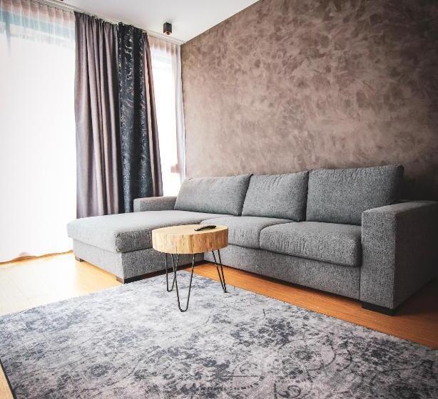 ペントハウス２ベッドルームアパート, Active By Leitner S