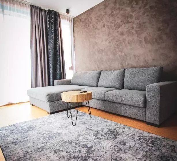 ペントハウス２ベッドルームアパート, Active By Leitner S