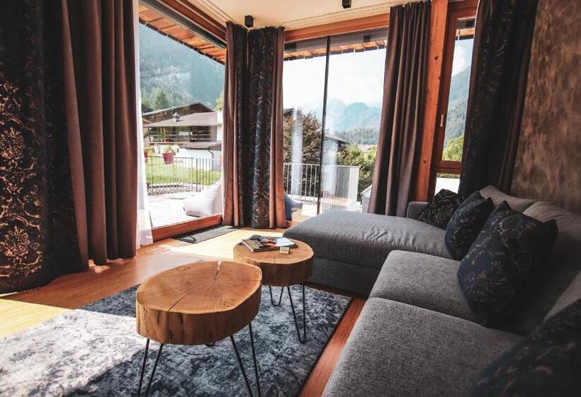 ペントハウス２ベッドルームアパート, Active By Leitner S