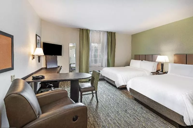 スタンダードスタジオ, Candlewood Suites Hattiesburg, An Ihg