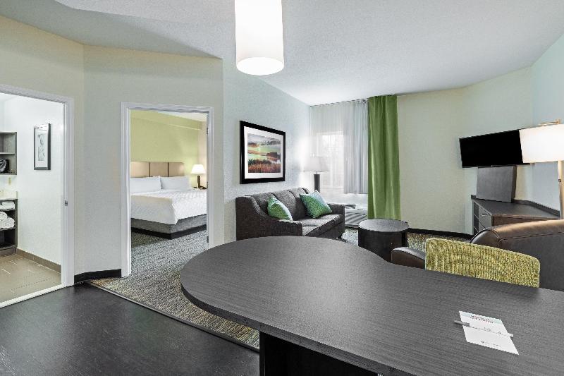 Люкс Кровать Кинг, Candlewood Suites Hattiesburg, An Ihg