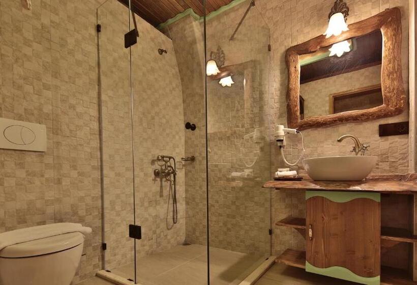 اتاق استاندارد سه نفره, Elif Stone House