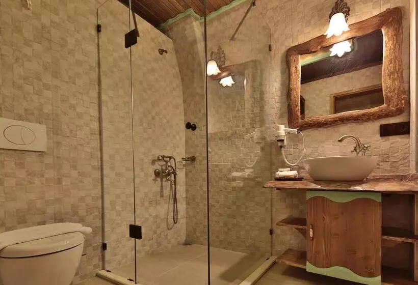 اتاق استاندارد سه نفره, Elif Stone House