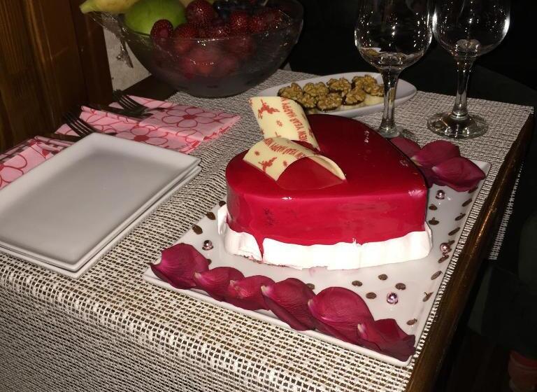 اتاق لوکس, Elif Stone House