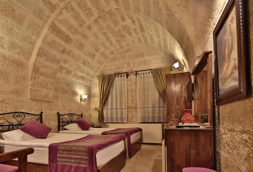 اتاق استاندارد با چشم‌انداز استخر, Elif Stone House