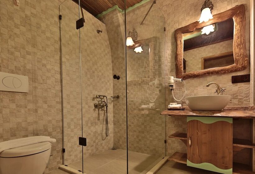 اتاق استاندارد سه نفره, Elif Stone House