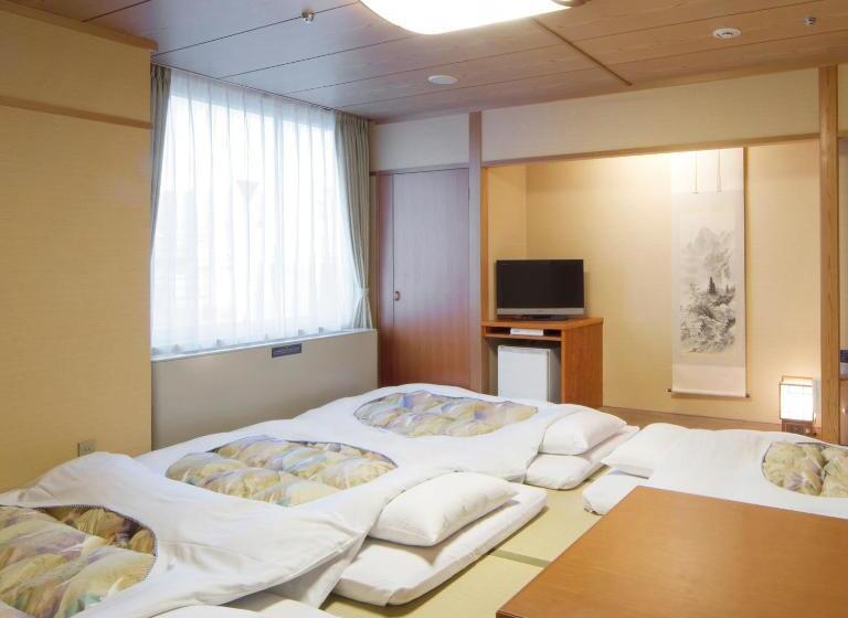 标准间, Hiroshima City Bunka Koryu Kaikan