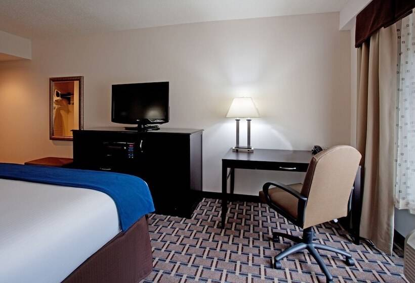 スイート, Holiday Inn Express Hotel & Suites Hope Mills Fayetteville Airport, An Ihg