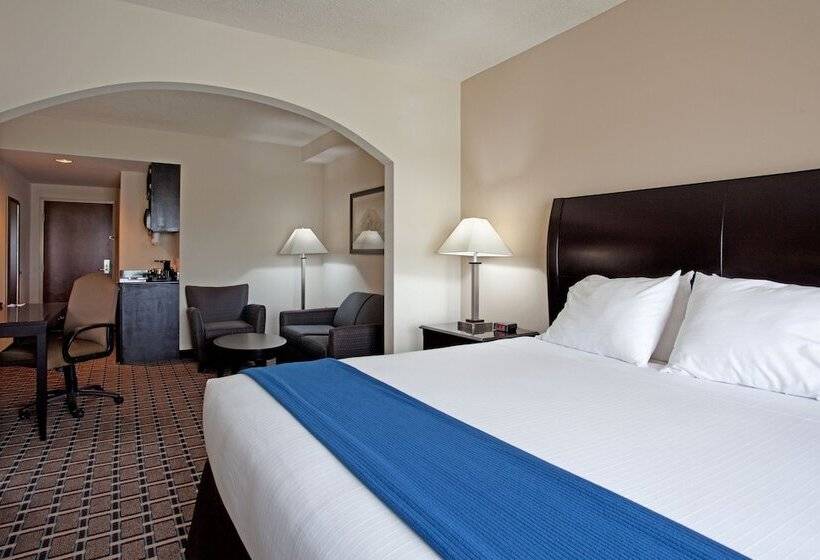 Люкс, Holiday Inn Express Hotel & Suites Hope Mills Fayetteville Airport, An Ihg