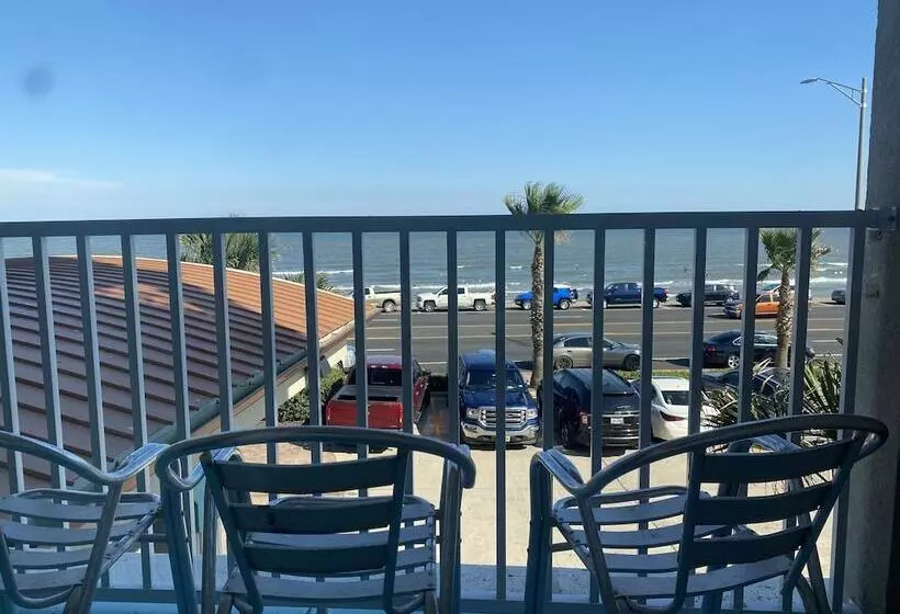 Sviitti Liikuntarajoitteisille, Holiday Inn Express Hotel Galveston West Seawall, An Ihg