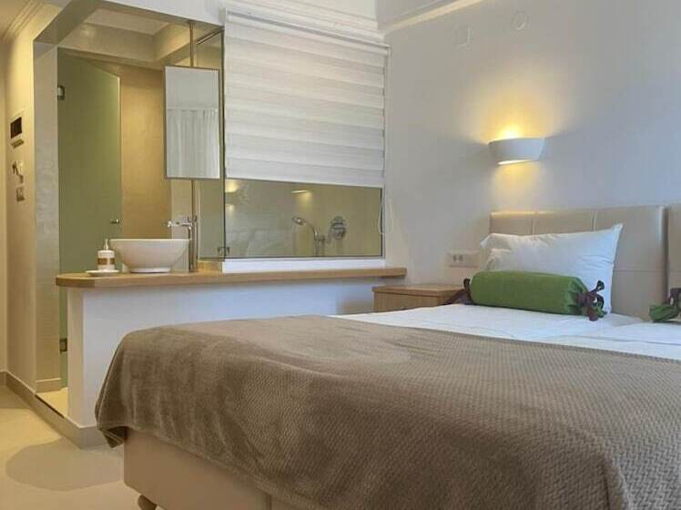 高级大房间, Malia Mare