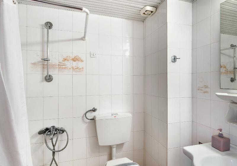 标准间, Malia Mare